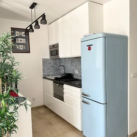 Nice, Grand Studio - Piscine - Terrasse Vue Mer *